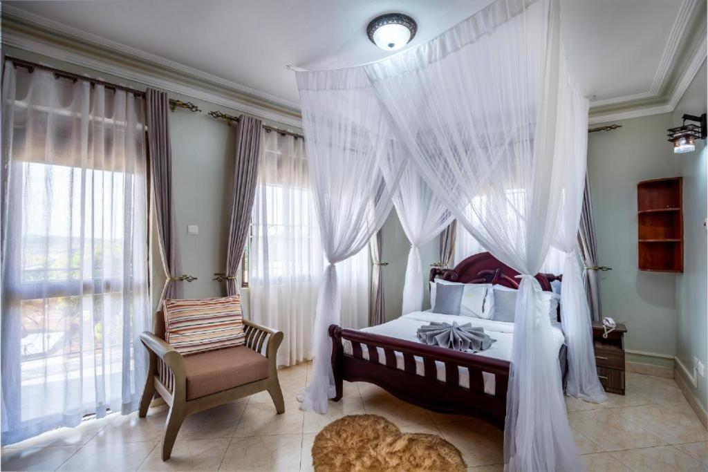 Keba Xpress Hotel - Εντέμπε Εξωτερικό φωτογραφία